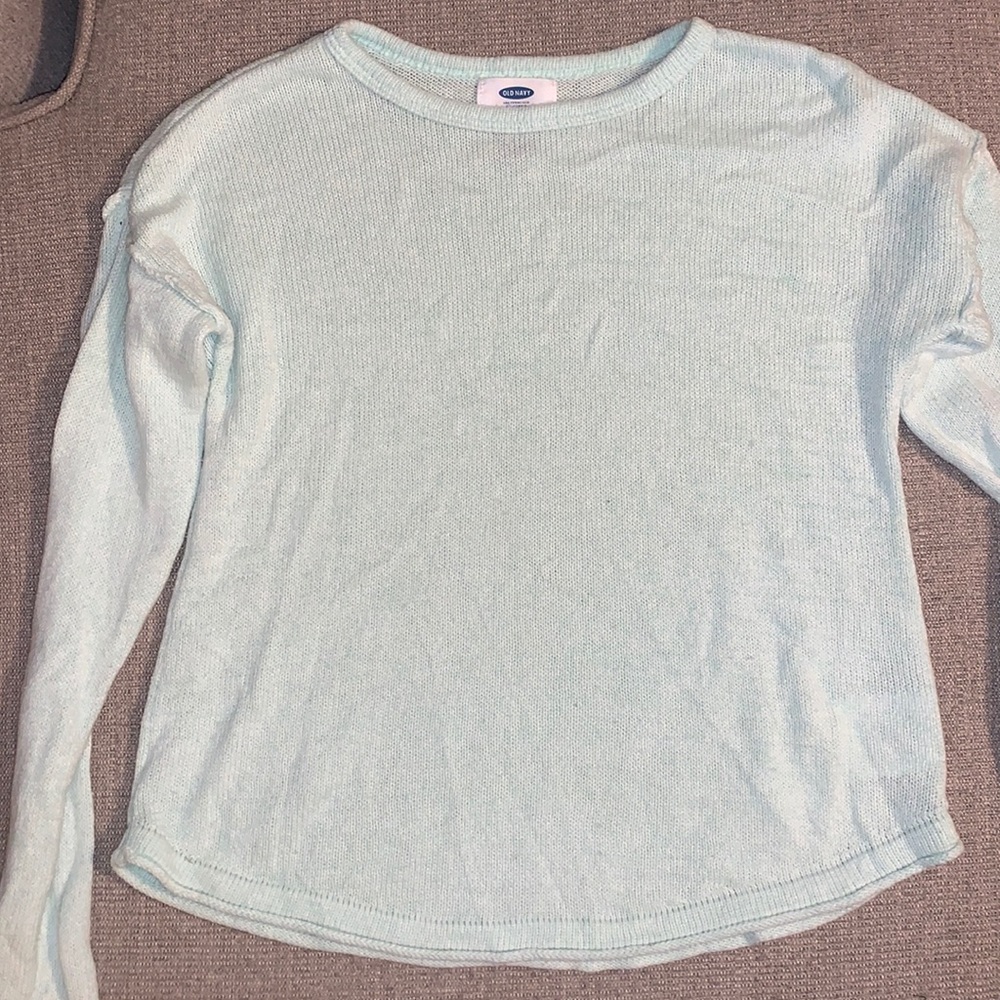 Old navy long sleeve shirt